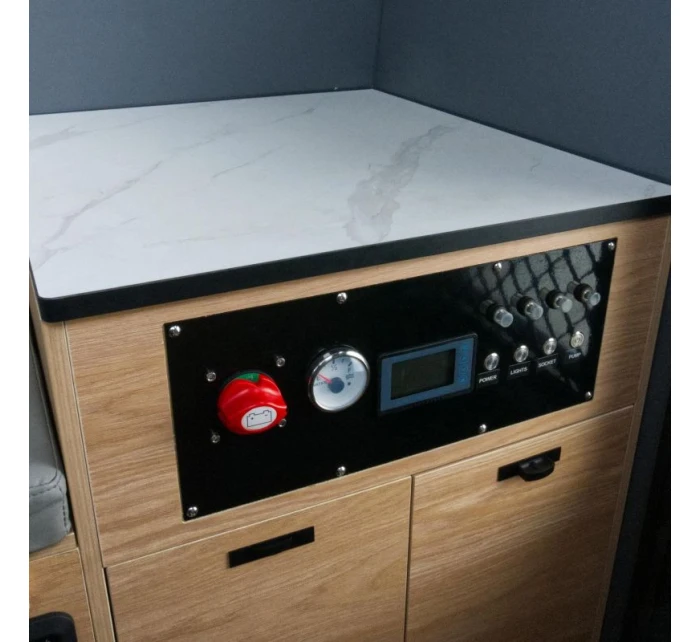 OFFLANDER CAMPER BODY ATTACKAMA OFFLANDER CAMPER BODY ATTACKAMA