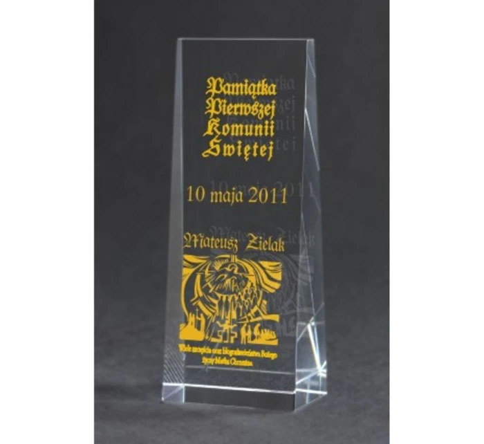 Trofeum szklane grawerowane + wypełnienie farbą Trofeum szklane grawerowane + wypełnienie farbą