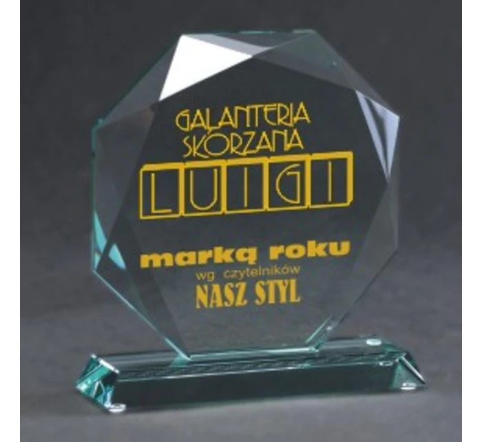 Trofeum szklane grawerowane z etui model 21828742 farbą Trofeum szklane grawerowane z etui model 21828742 farbą