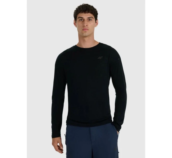 Pánský trekingový dlouhý rukáv 4F 4FWAW25TFLOM430-20S z rychleschnoucí merino vlny Pánský trekingový dlouhý rukáv 4F 4FWAW25TFLOM430-20S z rychleschnoucí merino vlny