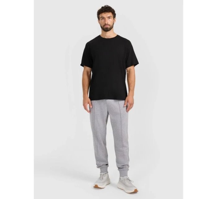 Pánské tepláky typu jogger 4F 4FRAW25TTROM1671-27M Pánské tepláky typu jogger 4F 4FRAW25TTROM1671-27M