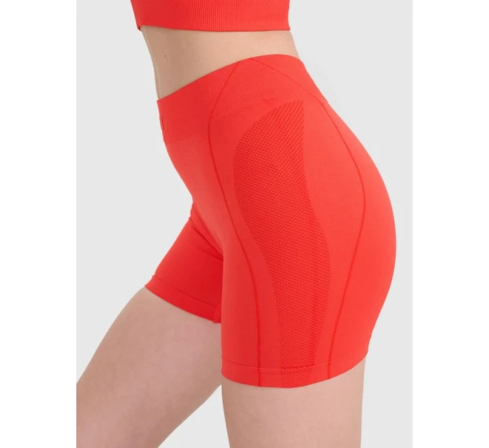 Bezešvé tréninkové krátké legíny model 21882736 dámské - 4F Bezešvé tréninkové krátké legíny model 21882736 dámské - 4F