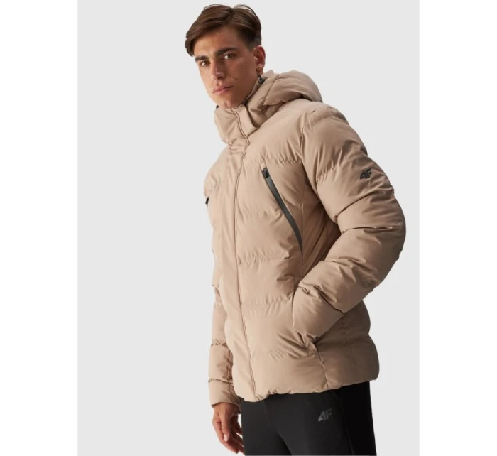 Pánská péřová bunda 4F 4FWAW24TDJAM512-83S s membránou se syntetickou výplní 10000 Pánská péřová bunda 4F 4FWAW24TDJAM512-83S s membránou se syntetickou výplní 10000