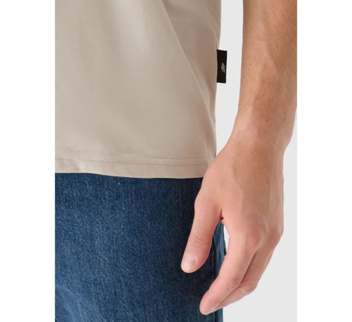 Pánské tričko oversize s potiskem 4F 4FRSS24TTSHM2535-83S Pánské tričko oversize s potiskem 4F 4FRSS24TTSHM2535-83S