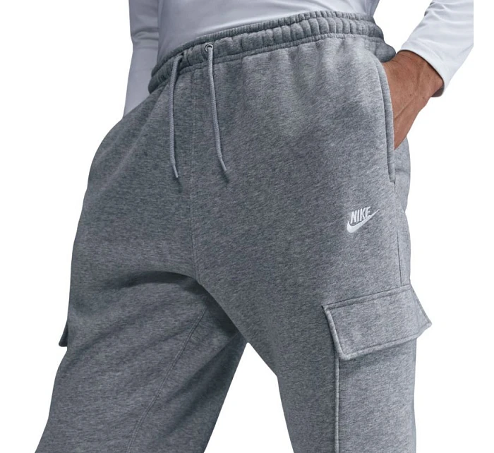 Pánské kalhoty Nike Club šedé FN3805 063 Pánské kalhoty Nike Club šedé FN3805 063