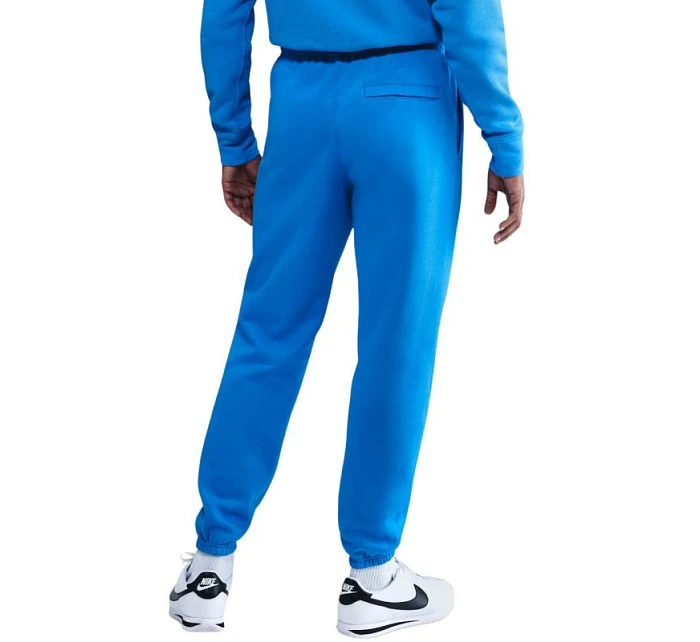 Pánské kalhoty Nike Club modré FN3808 435 Pánské kalhoty Nike Club modré FN3808 435