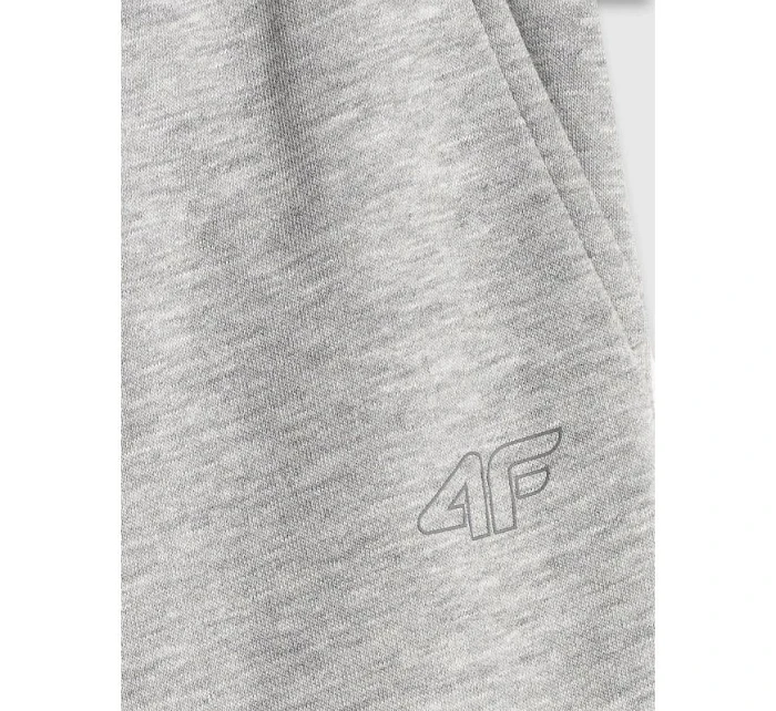 Chlapecké tepláky typu jogger 4F 4FJRMM00TTROM1823-25M Chlapecké tepláky typu jogger 4F 4FJRMM00TTROM1823-25M