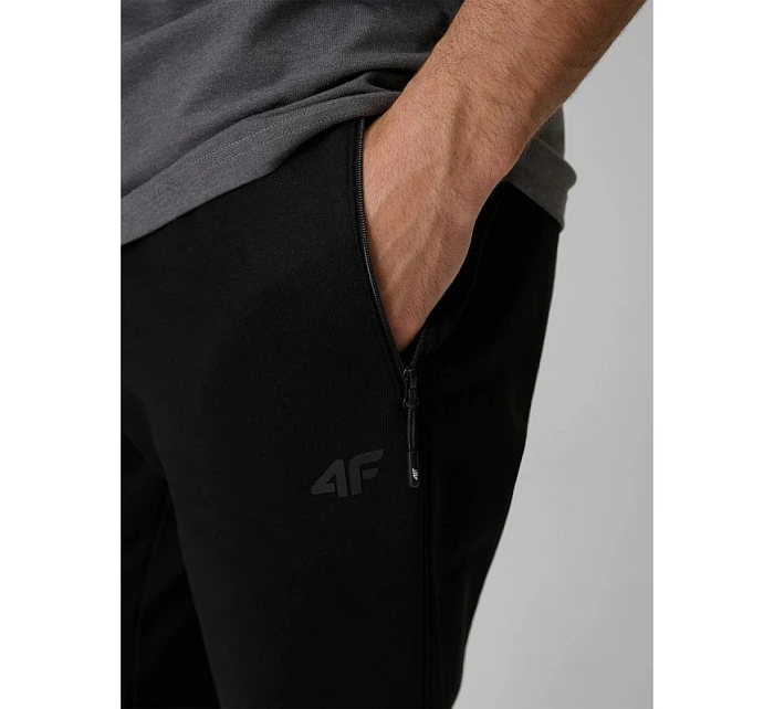 Pánské tepláky typu jogger 4F 4FRMM00TTROM2020-20S Pánské tepláky typu jogger 4F 4FRMM00TTROM2020-20S