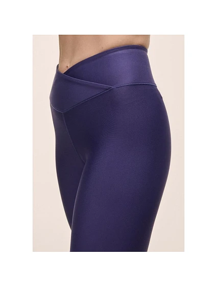Dámské legíny s vysokým pasem High Waist fialové model 22380563 - Casall Dámské legíny s vysokým pasem High Waist fialové model 22380563 - Casall