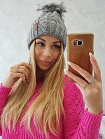 Fleecová kostkovaná čepice K226 tmavě šedá