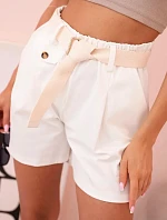 Dámské šortky s vysokým pasem a páskem ecru