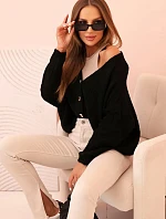 Svetr dámský s výstřihem do V a knoflíky černý