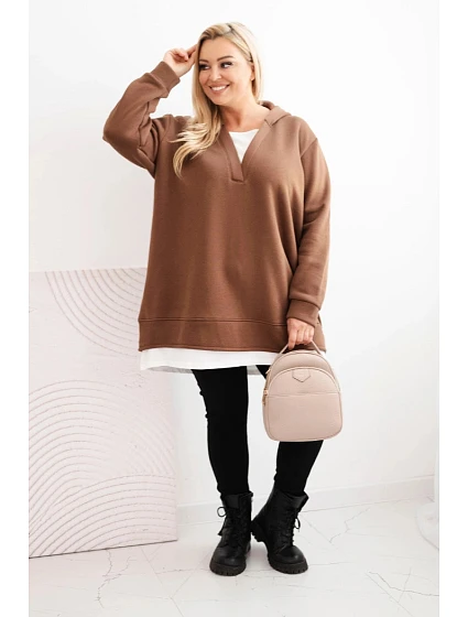 Dámská mikina zateplená Plus Size s kapucí a model 21486147 výstřihem hnědá - K-Fashion