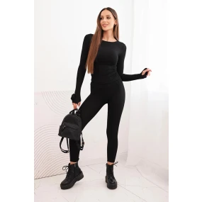 Komplet dámský z pruhované viskózy s dlouhým rukávem a legínami černý Komplet dámský z pruhované viskózy s dlouhým rukávem a legínami černý