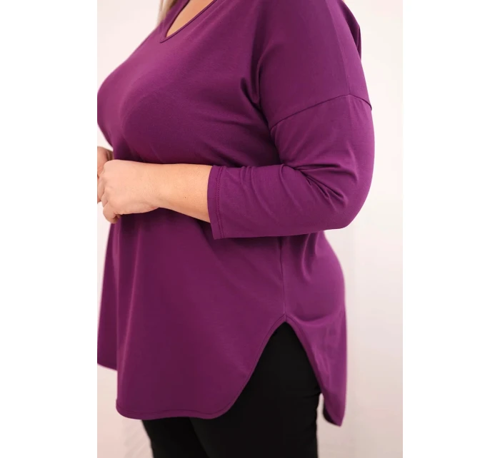 Dámská bavlněná blůza Plus Size s výstřihem do V a ohrnutým rukávem tmavě fialová Dámská bavlněná blůza Plus Size s výstřihem do V a ohrnutým rukávem tmavě fialová