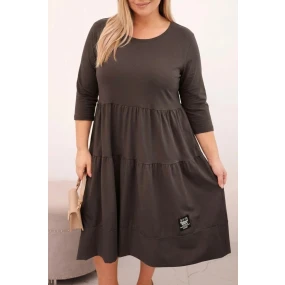 Dámská bavlněná model 21800793 Plus Size s volánky a ohrnutým rukávem hnědá - K-Fashion Dámská bavlněná model 21800793 Plus Size s volánky a ohrnutým rukávem hnědá - K-Fashion