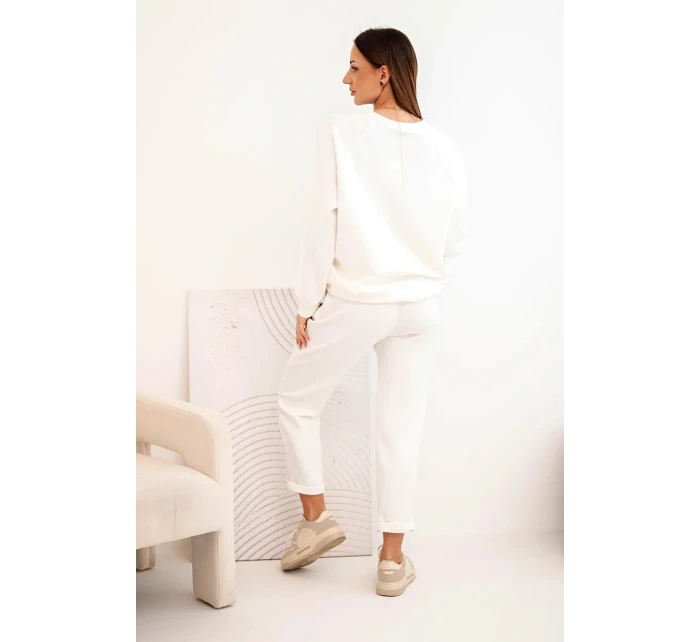 Dámský komplet z viskózy s mikinou a kalhotami ecru masełkowy Dámský komplet z viskózy s mikinou a kalhotami ecru masełkowy
