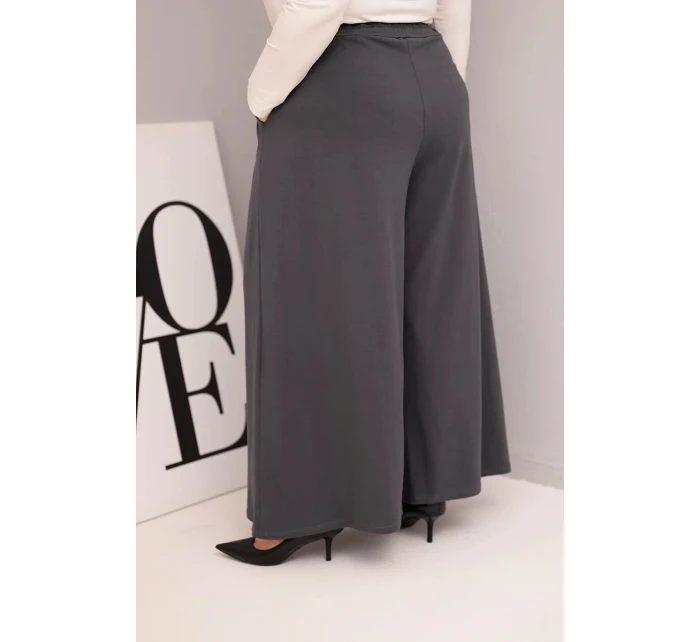 Dámské bavlněné kalhoty Plus Size s širokými nohavicemi a volným střihem grafitové Dámské bavlněné kalhoty Plus Size s širokými nohavicemi a volným střihem grafitové