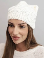 Dámská zimní čepice vlněná s ozdobnými krystalky K461 ecru