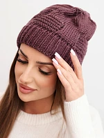 Dámská zimní čepice akrylová s ozdobným pletením K462 tmavě fialová