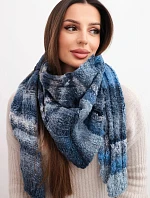 Dámský šátek z měkké a teplé vlny v barevných pruzích KN19 jeansový