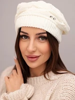 Dámská zimní vlněná čepice se zdobnými krystaly K399 ecru