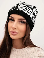 Dámská zimní čepice s barevnou přízí a silným lemem K355 černý+bílý