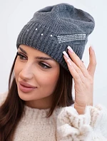 Dámská zimní vlněná čepice s ozdobným páskem z krystalů K402 grafitová