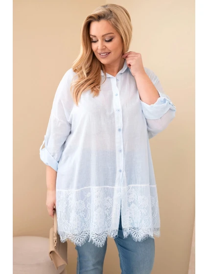 Dámská košile Plus Size bavlněná s krajkovým lemem modrá Dámská košile Plus Size bavlněná s krajkovým lemem modrá