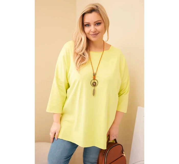 Dámská bavlněná blůza Plus Size asymetrická s náhrdelníkem žlutý neon Dámská bavlněná blůza Plus Size asymetrická s náhrdelníkem žlutý neon