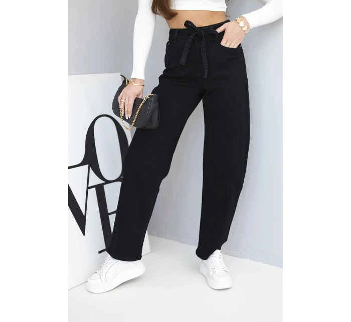 Dámské džíny s vysokým pasem a páskem černé Dámské džíny s vysokým pasem a páskem černé