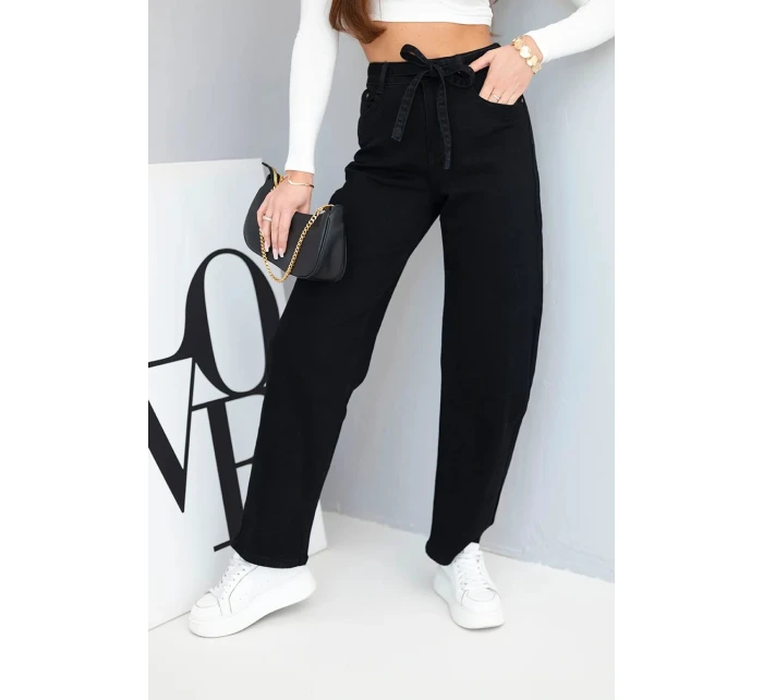 Dámské džíny s vysokým pasem a páskem černé Dámské džíny s vysokým pasem a páskem černé