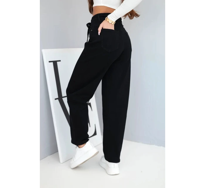 Dámské džíny s vysokým pasem a páskem černé Dámské džíny s vysokým pasem a páskem černé