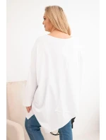Dámská bavlněná blůza Plus Size s asymetrickým spodním lemem a V výstřihem bílá Dámská bavlněná blůza Plus Size s asymetrickým spodním lemem a V výstřihem bílá