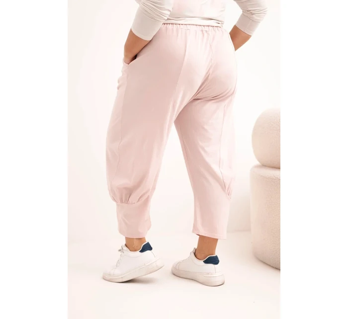 Dámské kalhoty Plus Size s nízkým sedem a gumou v pase tmavě pudrově růžové Dámské kalhoty Plus Size s nízkým sedem a gumou v pase tmavě pudrově růžové