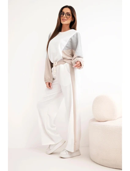 Dámský komplet máslo s volnou mikinou a kalhotami s širokým nohavicí béžový Dámský komplet máslo s volnou mikinou a kalhotami s širokým nohavicí béžový
