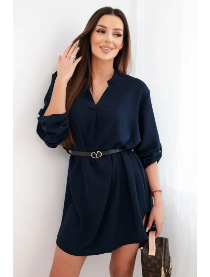 Šaty s delší zadní částí a páskem modrá Šaty s delší zadní částí a páskem modrá