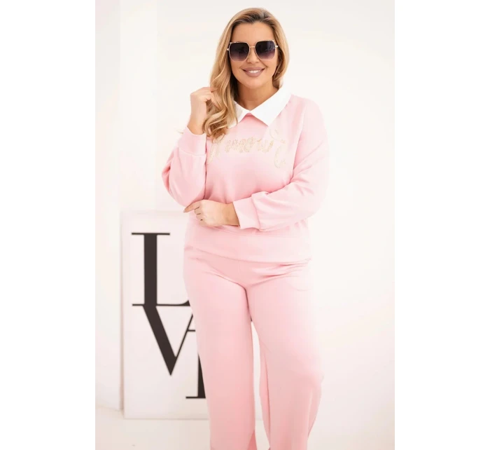 Dámský komplet model 21924582 Plus Size se širokými nohavicemi a límečkem světle růžový - K-Fashion Dámský komplet model 21924582 Plus Size se širokými nohavicemi a límečkem světle růžový - K-Fashion