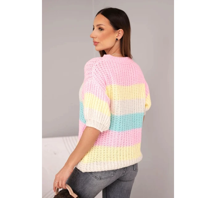 Dámský svetr s krátkým rukávem v barevných pruzích krajkový světle růžový Dámský svetr s krátkým rukávem v barevných pruzích krajkový světle růžový