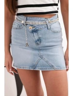 Džínová mini sukně model 21951949 s řetízkem modrá - K-Fashion