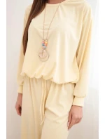 Dámský komplet viskózová mikina s přívěskem a široké kalhoty žlutý