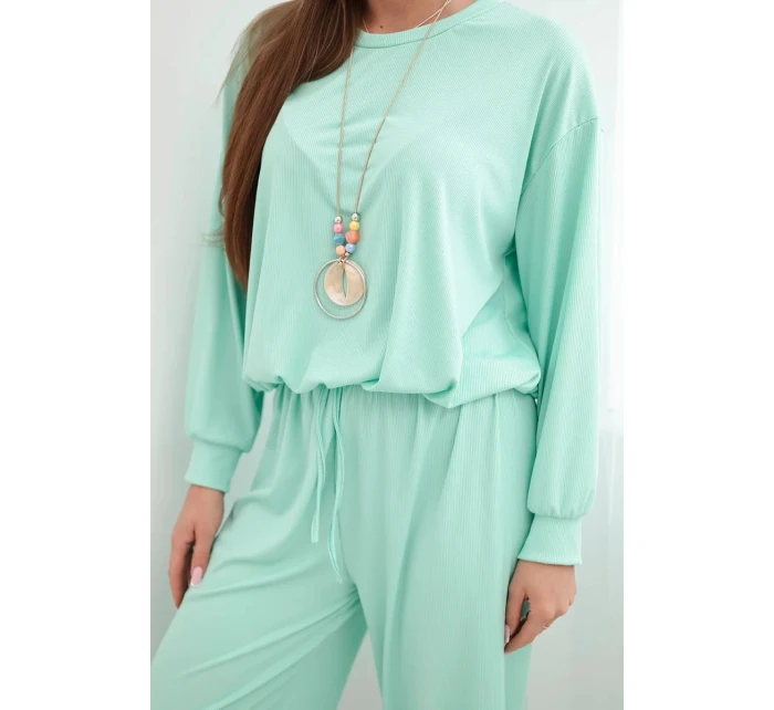 Dámský komplet z viskózy, mikina s přívěskem a široké kalhoty mentolová Dámský komplet z viskózy, mikina s přívěskem a široké kalhoty mentolová
