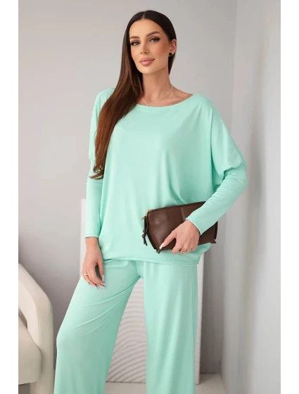 Dámský viskózový komplet s volnou blůzou a kalhotami mátový Dámský viskózový komplet s volnou blůzou a kalhotami mátový