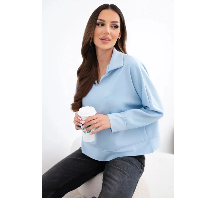 Dámská máslová mikina z viskózy s límečkem a výstřihem do V modrá Dámská máslová mikina z viskózy s límečkem a výstřihem do V modrá