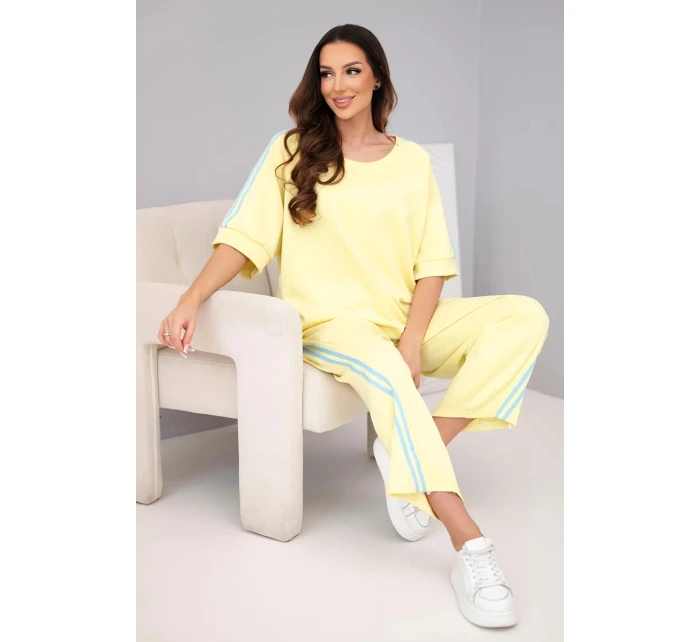 Dámský máslový komplet z viskózy mikina a kalhoty s lampasy žlutý Dámský máslový komplet z viskózy mikina a kalhoty s lampasy žlutý