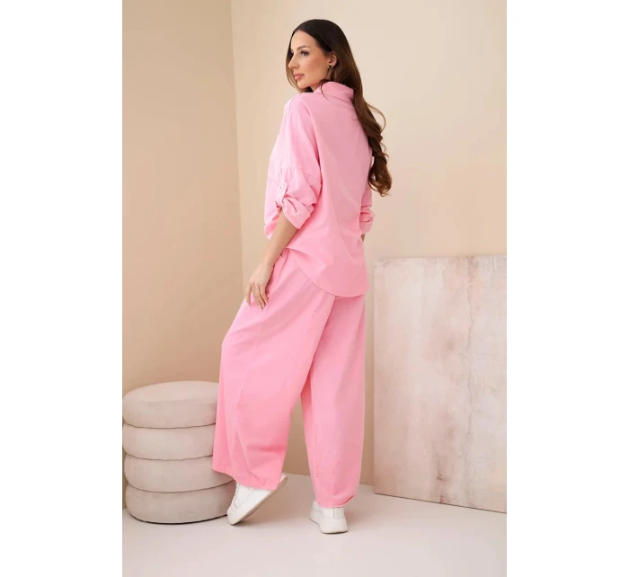 Dámský bavlněný komplet s košilí na zavazování a širokými nohavicemi světle růžová Dámský bavlněný komplet s košilí na zavazování a širokými nohavicemi světle růžová