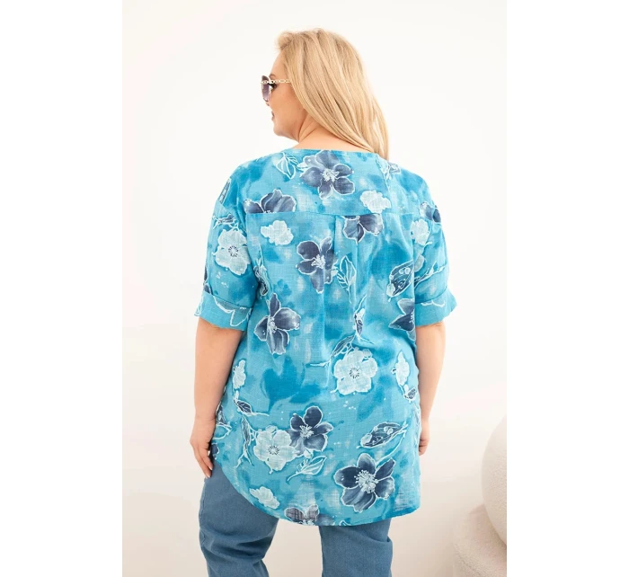 Dámská bavlněná halenka pro v vzoru tyrkysová model 22021024 - K-Fashion Dámská bavlněná halenka pro v vzoru tyrkysová model 22021024 - K-Fashion