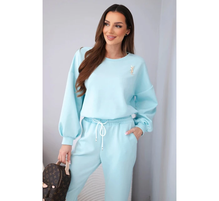 Dámský komplet máslová mikina s broží a kalhoty s rovnými nohavicemi citronový Dámský komplet máslová mikina s broží a kalhoty s rovnými nohavicemi citronový