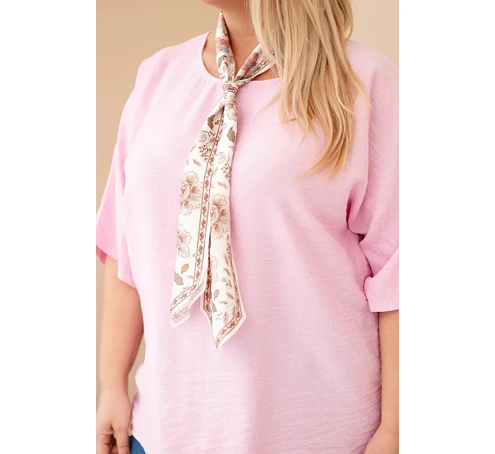 Dámská viskózová halenka Plus Size s krátkým rukávem a ozdobným šátkem bonbónově růžová Dámská viskózová halenka Plus Size s krátkým rukávem a ozdobným šátkem bonbónově růžová