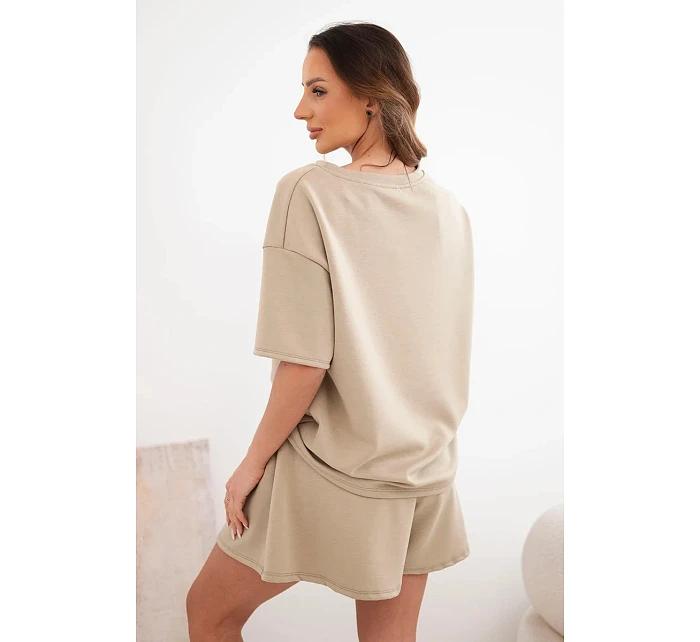 Dámský viskózový komplet s top s krátkým rukávem a kraťasy s vysokým pasem camelový model 22077196 - K-Fashion Dámský viskózový komplet s top s krátkým rukávem a kraťasy s vysokým pasem camelový model 22077196 - K-Fashion